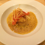 コウジイガラシ オゥレギューム - 帆立とオマール　スープドポワソン