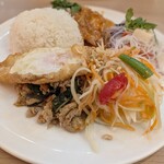 マンゴツリーカフェ - ストリートフードプレート 4種