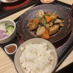 大戸屋ごはん処 - 料理写真:すけそう鱈と野菜の黒酢あん