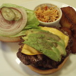 ベーカーバウンス - アボカドチーズバーガー