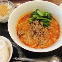 中国四川酒家 蔓山 - 坦坦麺