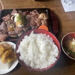 しゃぶ太郎 - ランプステーキ300g ご飯大盛