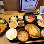 いこう - 魚定定食(お刺身と焼き魚) 1,000円(税込)、単品肉定食のとんかつ(お値段お任せ)