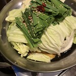 博多もつ鍋 はらへった 本陣 - 