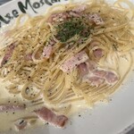 ドルチェモスカート - ベーコンの炭焼きカルボナーラ