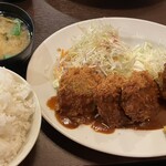 とんかつ ひろ喜 野江店 - 妻の頼んだ「一口カツ&ハーフメンチカツ定食、ごはん大盛り」