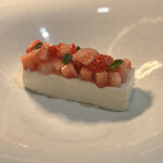 リナシメント - オーム乳業 リコッタのテリーヌ、あまおう苺とモスカートの香り