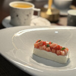 リナシメント - オーム乳業 リコッタのテリーヌ、あまおう苺とモスカートの香り