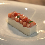 リナシメント - オーム乳業 リコッタのテリーヌ、あまおう苺とモスカートの香り