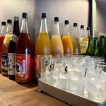 黒ぶたdining CRECIENTE - お水はセルフサービス