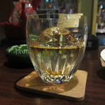 ザ・バー１９８０ - 自家製のりんごウォッカ！