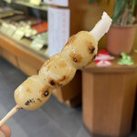 いせや - 七兵衛団子つけ焼き醤油　うまっ！