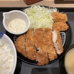 松屋 - 料理写真:超厚切りリブロースかつ＆カキフライ（2個）定食のライス大盛