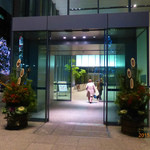 家全七福酒家 SEVENTH SON RESTAURANT - ビルの入り口