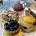 THE RITZ CARLTON Club Lounge - 