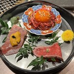 YAKINIKU KAPPOU YPRYU Soemon Cho Honten - •和牛うに包み
                        •ユッケ