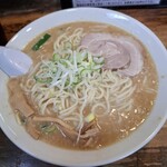 こってりらーめん誉 - みそらーめん（大盛り）