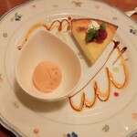 ロマンチック街道 - ケーキセット　焼チーズタルト