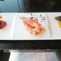 広東料理 センス - 才捲海老の冷菜とくらげ彩り野菜ピクルスを添えて