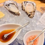 四ツ橋・新町 牡蠣と肉たらしビストロAKIRA - 柚子ポン酢&エシャロットビネガーソース
