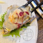 四ツ橋・新町 牡蠣と肉たらしビストロAKIRA - グリルドオイスターズワイガニ