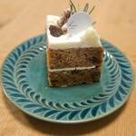 hannoc - ｢キャロットケーキ｣　630円　スパイスが香ります！