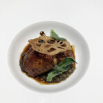 Brasserie Laiton - 手羽先のビール煮込み フランス産レンズ豆を添えて