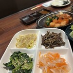 神戸ビーフ焼肉　お加虎　離れ - 