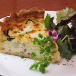 コンバイン - 本日のキッシュ