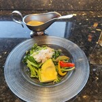 TEPPANYAKI 10 FUKUOKA - ずわい蟹のサラダ。カニ味噌のドレッシングが美味。