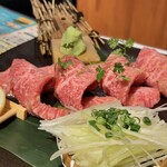 炭火焼肉ぐら - 