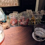 Mixology Station 舶来 Bar - 苺のドライフルーツ