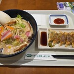 リンガーハット - 料理写真:
