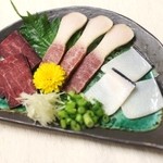 Tententei - くじら盛合せ  whale bacon,lean meat and skin