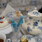 HAUTE COUTURE CAFE OMOTESANDO