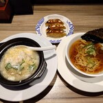 バーミヤン - 料理写真:本ずわい蟹あんかけチャーハン+餃子・小ラーメンセット