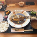 松月 - 煮魚定食（豆鯛大）