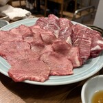 炭火焼肉ホルモンさわいし - 