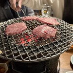 炭火焼肉ホルモンさわいし - 