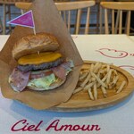 シエル・アムール - ベーコンチーズバーガーセット(2026年1月来店時撮影)
