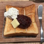 天然酵母の食パン専門店 つばめパン&Milk - 