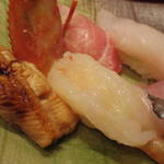 亀喜寿司 - 季節の握り盛り合せ