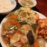 長楽本場中華料理 - 