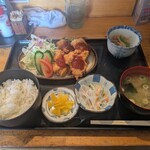 くつろぎ亭ひこべえ  - 日替わり(チキンカツ)　990円