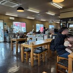 本家人力うどん - 12時過ぎ 店内こんな感じ