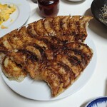 ギョウザとやきとりの又兵衛 - ギョウザ３人前