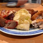 金陵 - 肉の３種盛り合わせ