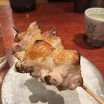 焼とり 鳥次 - 肩周り