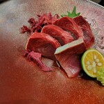 海鮮酒場わんす - 寒鰤刺(家人のみ食す)