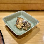 炭手前 鷽 - 長崎産の鯛と椎茸の炭焼き天ぷら